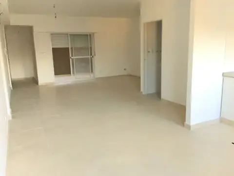 Echenagucía 1200, Piso 1