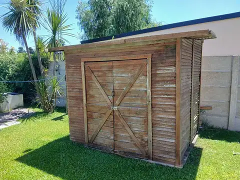 Casa 3 ambientes con 1 baño
