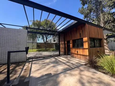 Casa en Alquiler de 3 dormitorios
