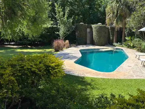 CASA 7 AMB.,ACASSUSO-BARRIO AGUIRE, GRAN PARQUE