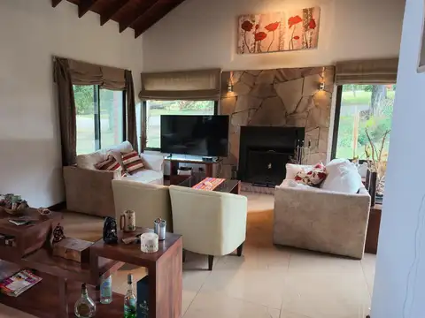 Casa en Venta en Chumamaya, USD 340.000