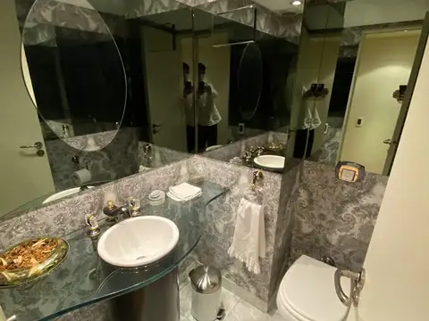 Departamento 5 ambientes con 4 baños