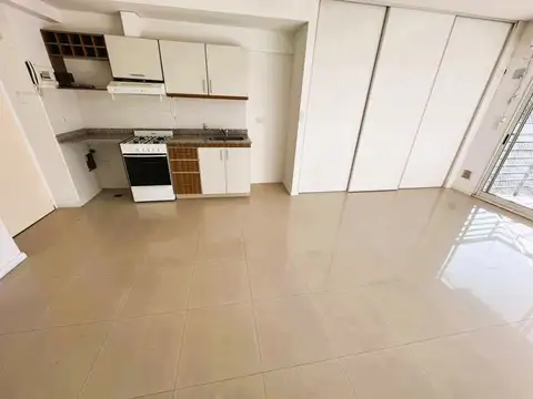 Departamento en Alquiler en Almagro, $ 600.000