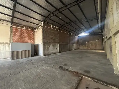 Galpon en Alquiler en Remedios de Escalada, $ 2.000.000