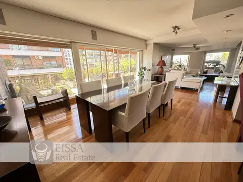 Departamento penthouse en Palermo Chico, dos cocheras.