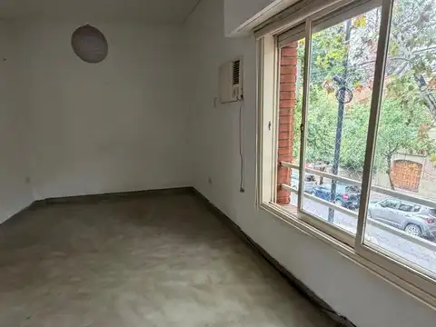 Depto Tipo Casa en Venta en Coghlan, USD 269.900