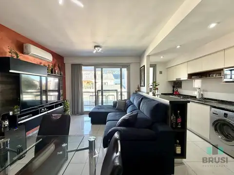 Departamento en Venta en Adrogue, USD 165.000