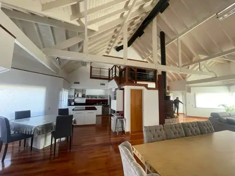 Casa en Venta al Oeste