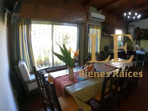 Casa 3 ambientes con 2 baños