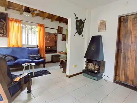 Casa 4 ambientes con 1 baño