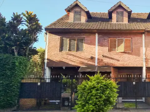 Casa 4 AMBIENTES en VENTA - San Martin (Villa Lynch - Villa Monteagudo)