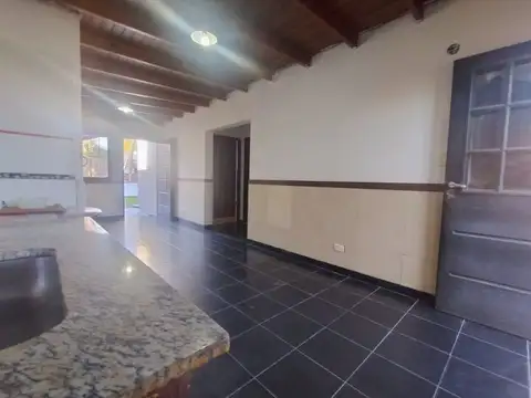 Depto Tipo Casa 3 ambientes con 1 baño