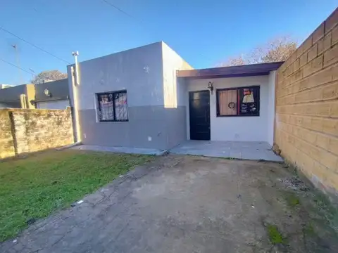 Depto Tipo Casa en Alquiler de 3 ambientes