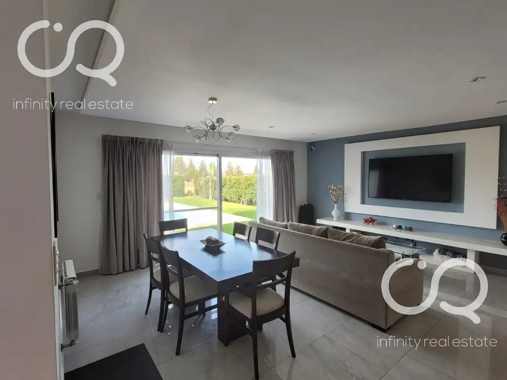 Casa en Venta con cochera