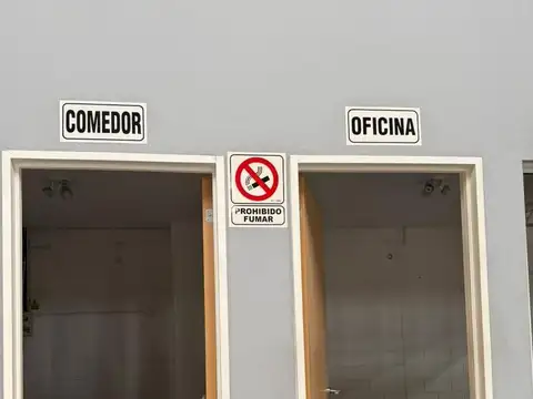Parque Industrial Morón, Acceso Oeste y Derqui, Morón