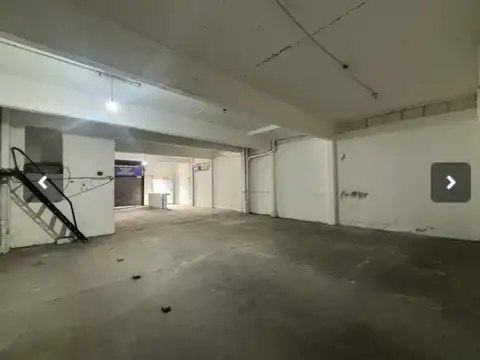 Alquiler de Imponente Local Comercial de 250m² en San Martín