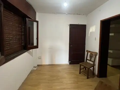 Galpon en Venta en Lomas del Mirador, USD 250.000