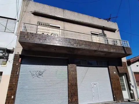 VENTA DOS DEPARTAMENTO LOCAL Y COCHERA VILLA LYNCH