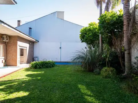 CASA EN VENTA LA PLATA