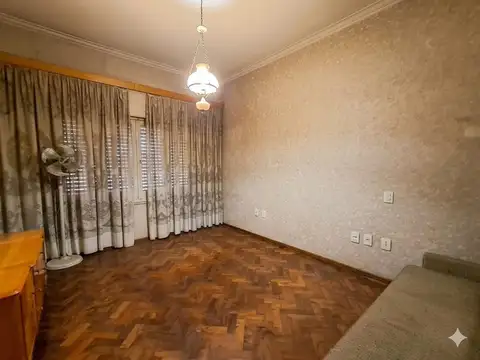 CASA EN VENTA EN GODOY CRUZ