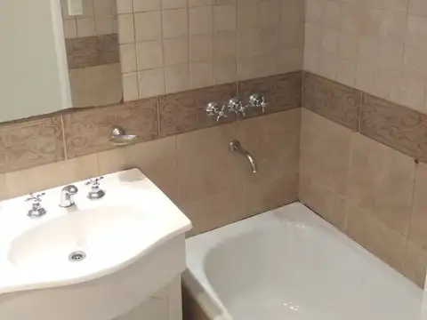 Departamento 3 ambientes con 1 baño