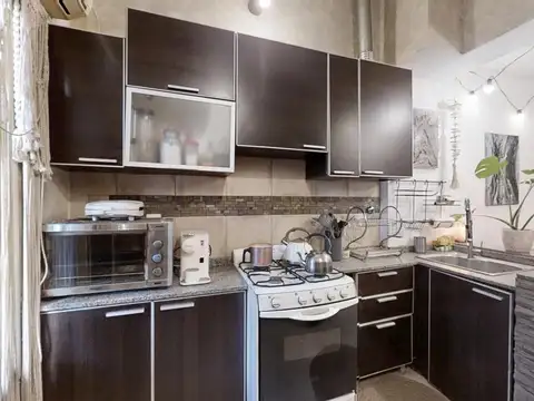 Casa Dúplex en Venta de 5 Ambientes en Martinez con Patio