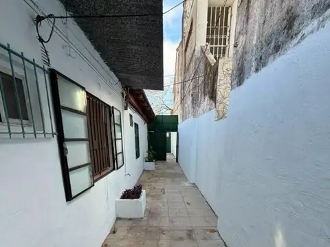 Depto Tipo Casa en Alquiler de 2 dormitorios