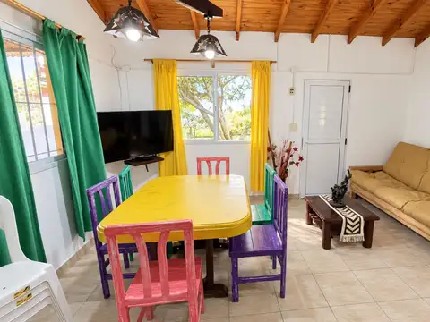 VENTA DOS CASAS EN BLOCK A METROS DEL MAR, RETA