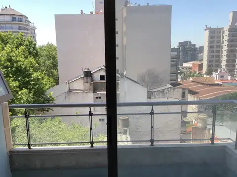 General Urquiza 5000, Piso 8