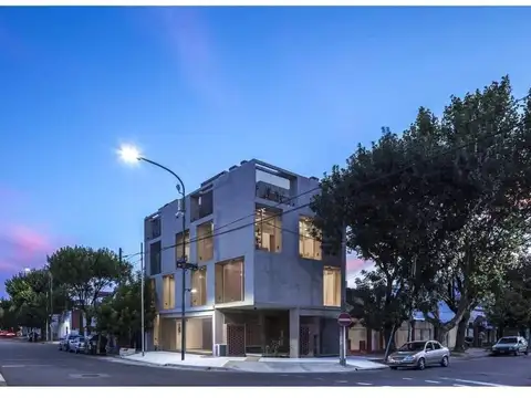 Cochera Cubierta en Venta – Barrio Saavedra