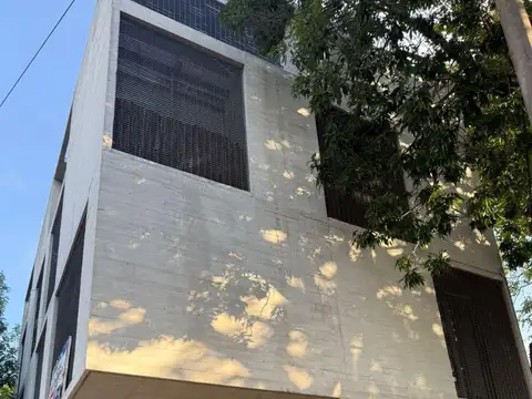 Cochera Cubierta en Venta – Barrio Saavedra