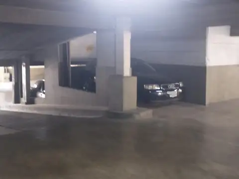 Excelente Cochera 24/7 a metros de Santa Fe y Juan B Justo en Palermo. Seguridad y acceso las 24h 