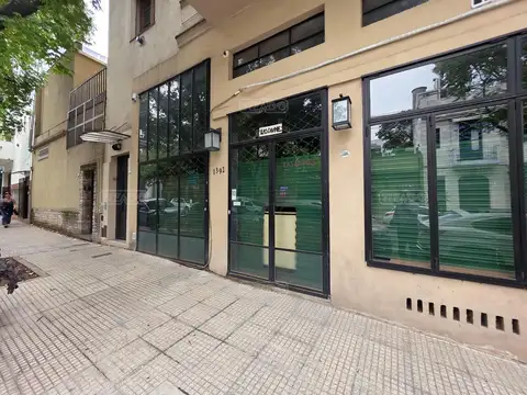 Local en Alquiler 80 años