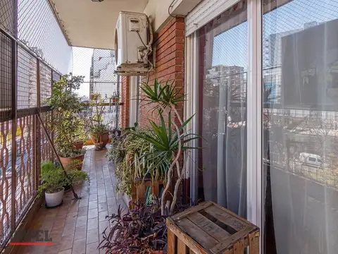 AVENIDA RICARDO BALBIN 2400