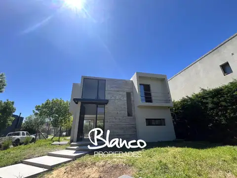 Casa  en Venta en Los Olivares, Malvinas Argentinas, G.B.A. Zona Norte