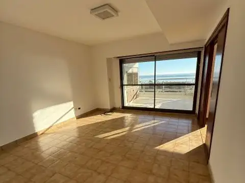 Departamento en Alquiler con 2 cocheras