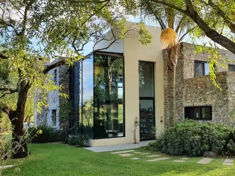 Casa en Venta en Canelones, USD 980.000