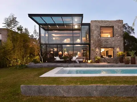 Venta Casa La Tahona 3 Dormitorios + Servicio Con Renta