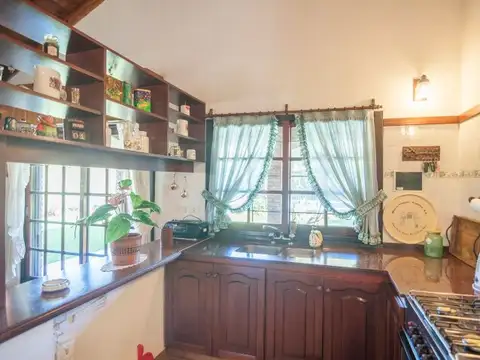 VENTA casa 4 amb c pileta y doble lote BANCO PROV