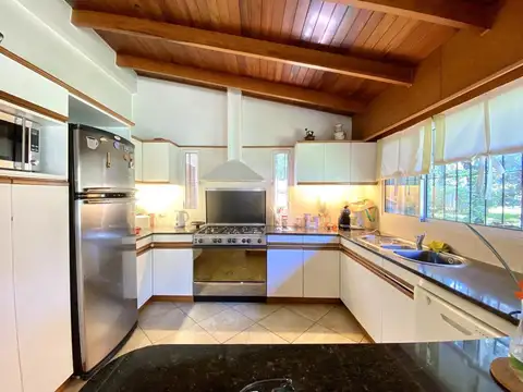 Casa Monoambiente con 2 baños