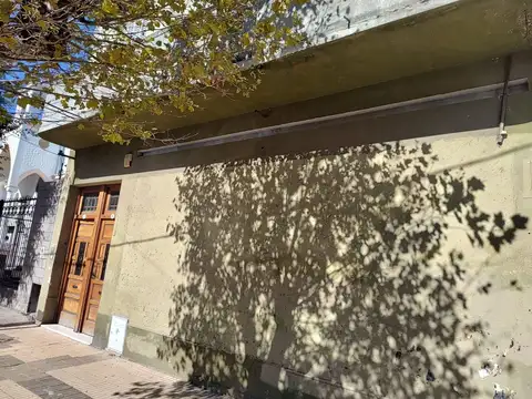 Venta de 2 PH en Block c/Local Comerc Avellaneda