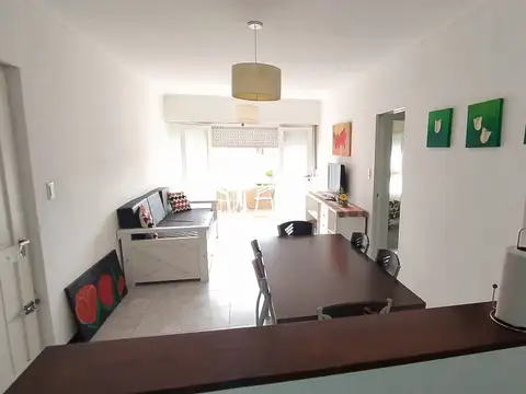 Alameda 201 800, Piso 1