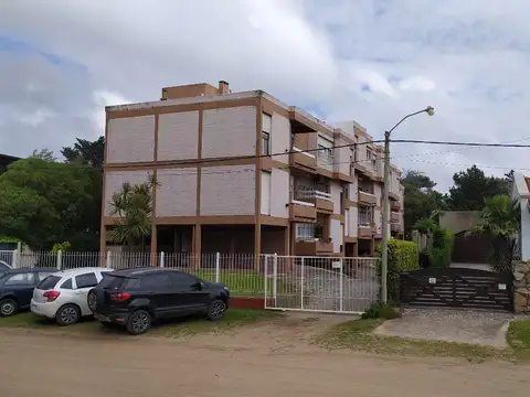 Magnifico depto 3 amb + Cochera doble en Barrio Norte VG