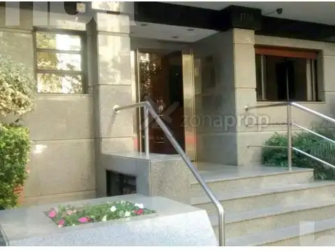 Zabala al 1700  ALEGRE Y LUMINOSO 3 AMBIENTES APTO  PROFESIONAL