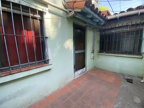 Depto Tipo Casa en Venta con 1 cocheras
