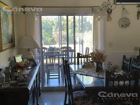 Casa en Venta en La Montura, USD 275.000
