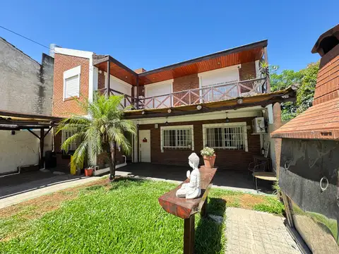 Venta Casa 4 ambientes con Pileta Boulogne San Isidro