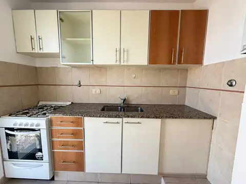 Departamento 3 ambientes con 1 baño