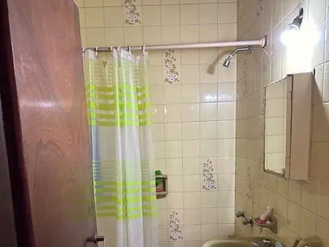 CASA 3 AMB. CON JARDIN