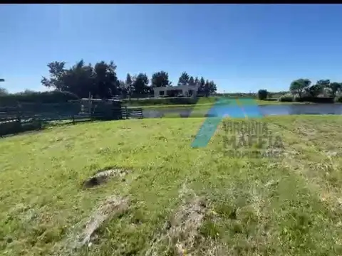 OPORTUNIDAD venta de lote a la laguna en El Cazal - FINANCIACION